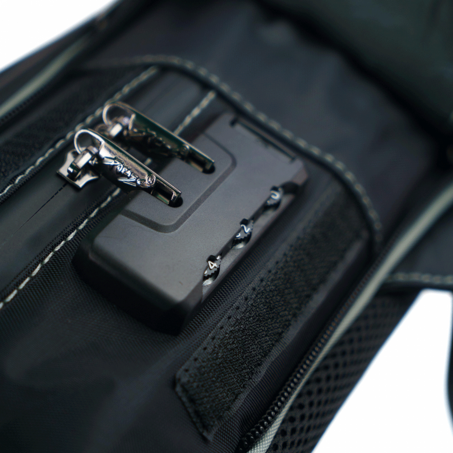 PURIZE® ACTIVATED CARBON BACK PACK ΣΚΟΥΡΟ ΜΠΛΕ